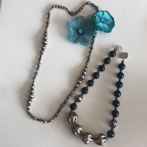 Set of two silver necklaces